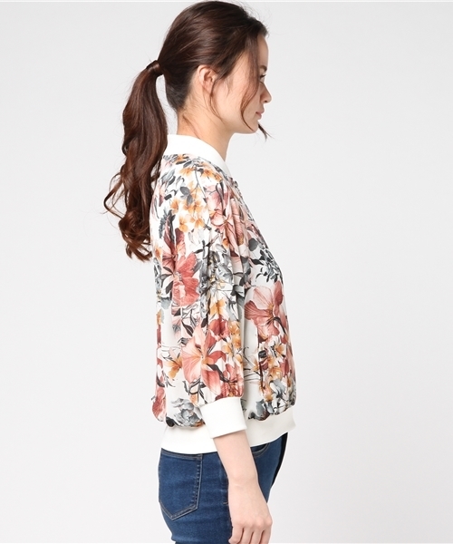 VENCEEXCHANGE（ヴァンスエクスチェンジ）の「花柄ブルゾン                     （ブルゾン・レディース・ブラック/ホワイト・MEDIUM）」の4枚目の写真