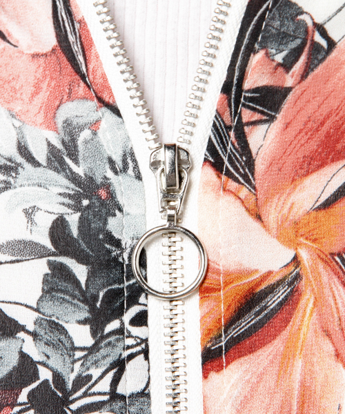 VENCEEXCHANGE（ヴァンスエクスチェンジ）の「花柄ブルゾン                     （ブルゾン・レディース・ブラック/ホワイト・MEDIUM）」の11枚目の写真