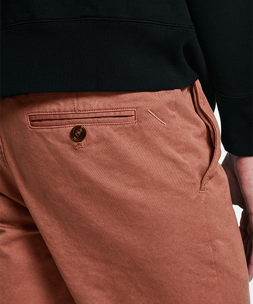 Saturdays NYC(サタデーズ ニューヨークシティ )の「John Chino Pants(チノパンツ・メンズ・レンガ・30/32/28/29/34)」の2枚目の写真