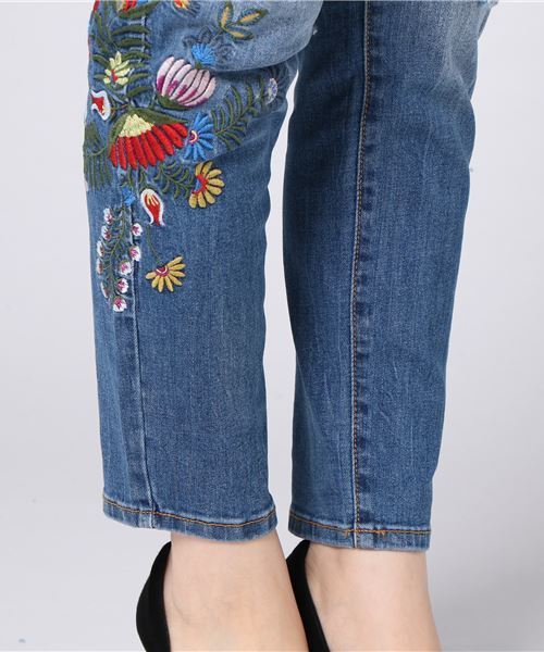 【MANGROVE WOMEN'S】フラワーエンブロイダリーデニム 【MANGROVE WOMEN'S】フラワーエンブロイダリーデニム
