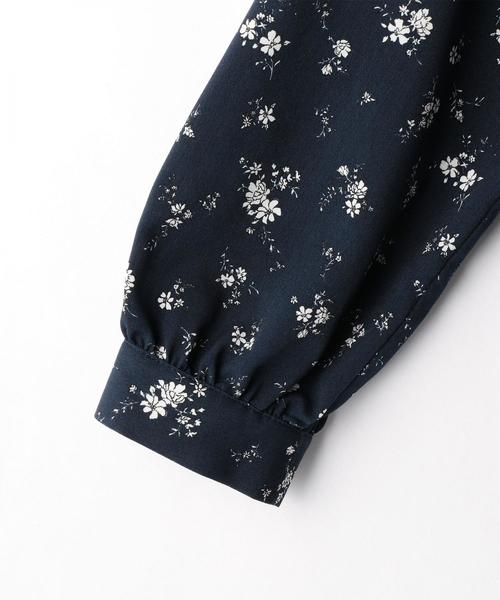 coen（コーエン）の「【セットアップ対応】フラワープリントブラウス(花柄ブラウス)（シャツ/ブラウス・レディース・イエロー/ネイビー・LARGE/MEDIUM）」の6枚目の写真