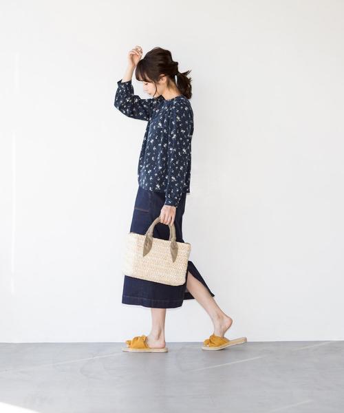 coen（コーエン）の「【セットアップ対応】フラワープリントブラウス(花柄ブラウス)（シャツ/ブラウス・レディース・イエロー/ネイビー・LARGE/MEDIUM）」の10枚目の写真