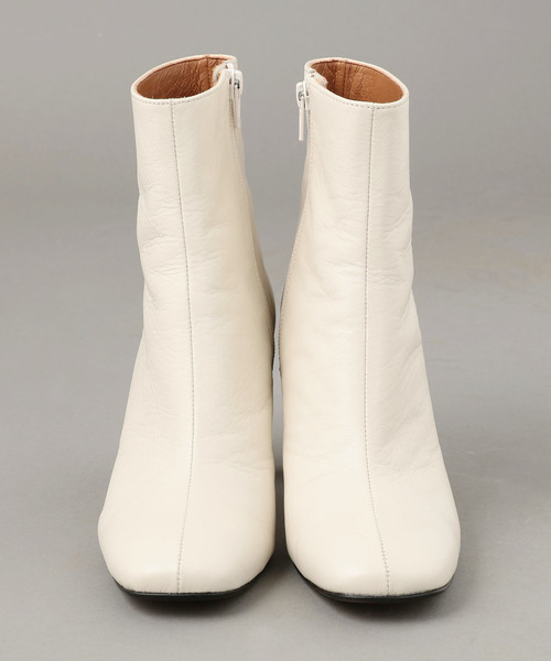 NINE(ナイン)の「クラッシックスクエアブーツ(ブーツ・レディース・ブラック/アイボリー/キャメル・S/M/L)」の4枚目の写真