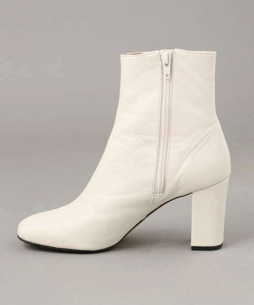 NINE(ナイン)の「クラッシックスクエアブーツ(ブーツ・レディース・ブラック/アイボリー/キャメル・S/M/L)」の6枚目の写真