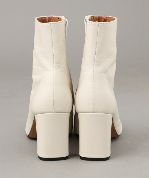 NINE(ナイン)の「クラッシックスクエアブーツ(ブーツ・レディース・ブラック/アイボリー/キャメル・S/M/L)」の7枚目の写真