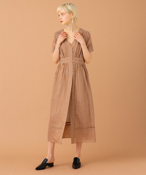 UNITED TOKYO（ユナイテッドトウキョウ）の「ストライプラダーレースワンピース（ワンピース・レディース・ホワイト/キャメル・1）」の22枚目の写真