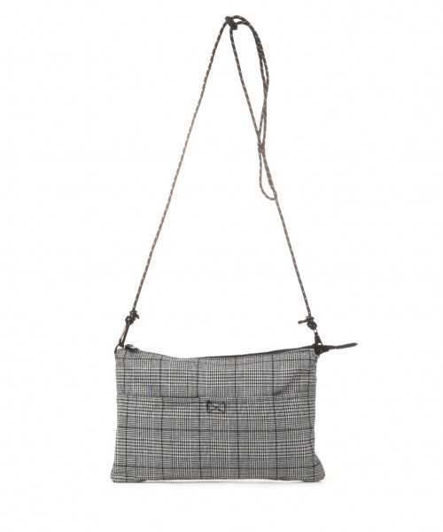 niko and...（ニコアンド）の「リバーシブルサコッシュ（ショルダーバッグ・メンズ・ブラック/ベージュ/ネイビー/レッド・0）」の6枚目の写真