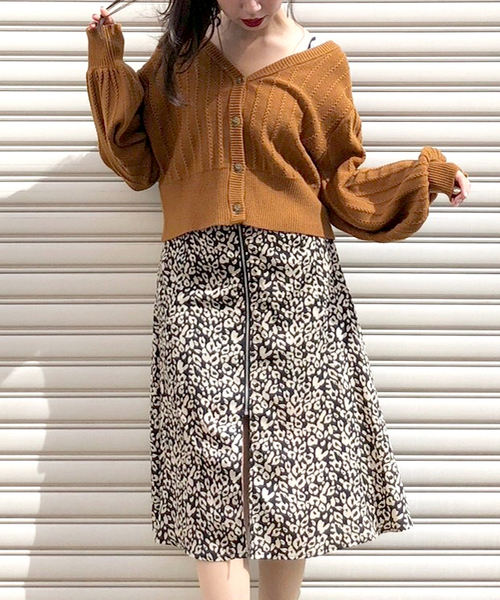 archives(アルシーヴ)の「透かし柄2WAYカーディガン(ニット/セーター・レディース・ブラック/ベージュ/オフホワイト/マスタード/アイボリー/ブラウン・MEDIUM)」の10枚目の写真