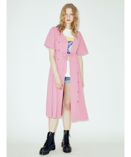 jouetie(ジュエティ)の「ノーカラーダブルボタンワンピース(ワンピース・レディース・ブラック/パープル/ピンク・MEDIUM)」の17枚目の写真