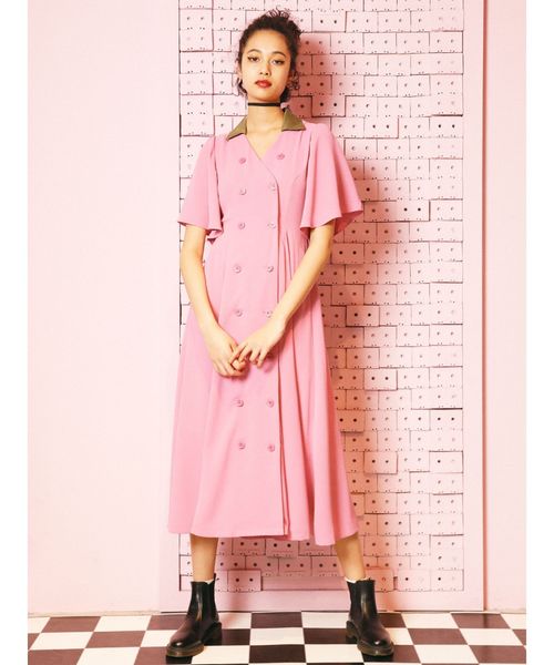 jouetie(ジュエティ)の「ノーカラーダブルボタンワンピース(ワンピース・レディース・ブラック/パープル/ピンク・MEDIUM)」の18枚目の写真