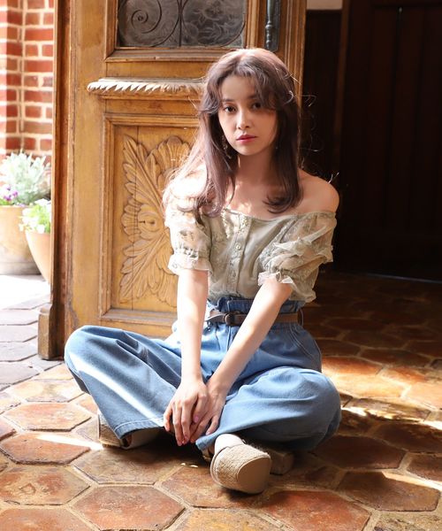 one after another NICE CLAUP（ワンアフターアナザーナイスクラップ）の「パフスリーブ刺繍レースブラウス（シャツ/ブラウス・レディース・アイボリー/モカ/ベージュ・FREE）」の5枚目の写真