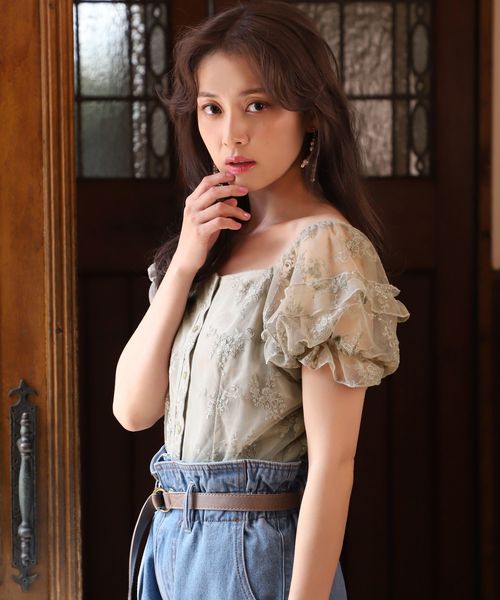 one after another NICE CLAUP（ワンアフターアナザーナイスクラップ）の「パフスリーブ刺繍レースブラウス（シャツ/ブラウス・レディース・アイボリー/モカ/ベージュ・FREE）」の12枚目の写真