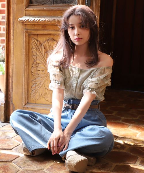 one after another NICE CLAUP（ワンアフターアナザーナイスクラップ）の「パフスリーブ刺繍レースブラウス（シャツ/ブラウス・レディース・アイボリー/モカ/ベージュ・FREE）」の20枚目の写真