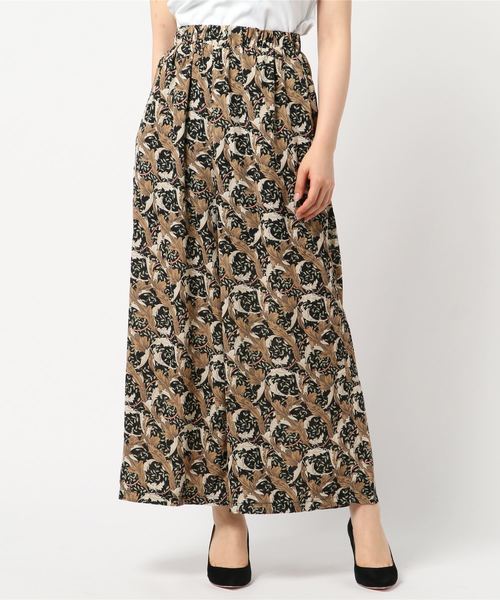 Libby&Rose(リビーアンドローズ)の「アラベスク柄ワイドパンツ(その他パンツ・レディース・ブラック/オレンジ・FREE)」の5枚目の写真