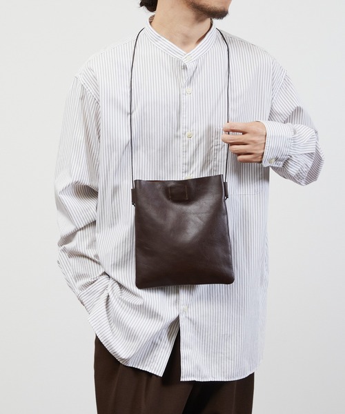 BICASH（ビカーシ）の「BICASH ビカーシ / レザーサコッシュ ショルダーバッグ / B844（ショルダーバッグ・メンズ・ブラック/ダークブラウン/ブラウン/ブラック系その他/キャメル・FREE）」の8枚目の写真