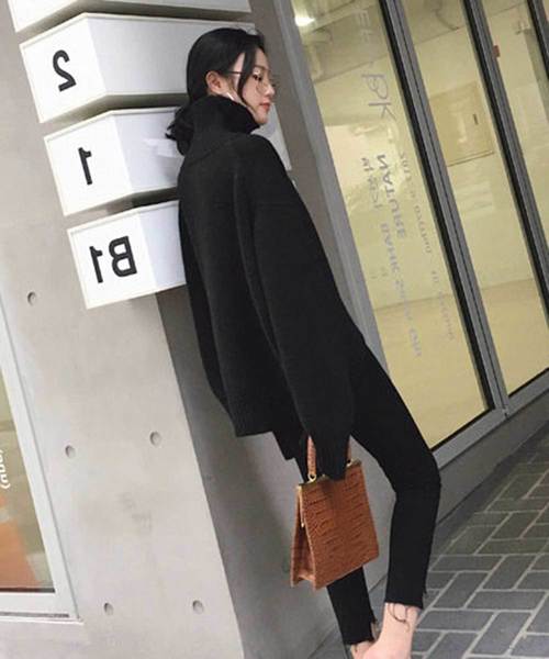 MANGROVE(マングローブ)の「【MANGROVE SELECT】ボリュームハイネックプルオーバーニット(ニット/セーター・レディース・ブラック/ベージュ/ブラウン/ブルー・FREE)」の6枚目の写真