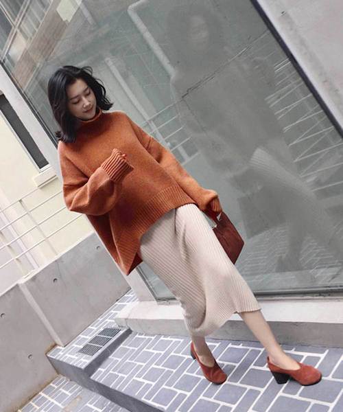 MANGROVE(マングローブ)の「【MANGROVE SELECT】ボリュームハイネックプルオーバーニット(ニット/セーター・レディース・ブラック/ベージュ/ブラウン/ブルー・FREE)」の10枚目の写真