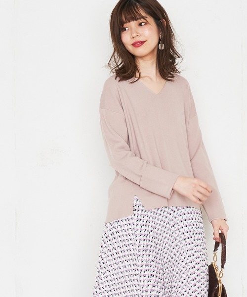 natural couture(ナチュラルクチュール)の「大人のきれいめVニット(ニット/セーター・レディース・アイボリー/ミント/オレンジ/ライトベージュ・FREE)」の2枚目の写真