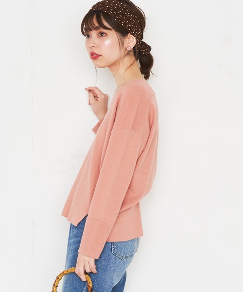 natural couture(ナチュラルクチュール)の「大人のきれいめVニット(ニット/セーター・レディース・アイボリー/ミント/オレンジ/ライトベージュ・FREE)」の4枚目の写真