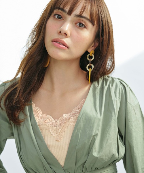 Lingerie by GeeRA(ランジェリーバイジーラ)の「テレコリブパッド入りレースキャミソール(キャミソール・レディース・ブラウン/ブラック/ベージュ・MEDIUM/LARGE/SMALL)」の3枚目の写真