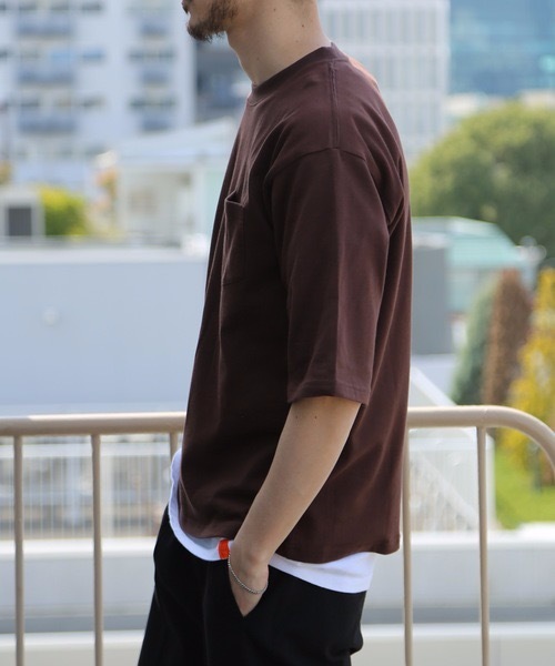 OUTDOOR PRODUCTS(アウトドアプロダクツ)の「【OUTDOOR PRODUCTS/アウトドアプロダクツ】肉厚でヘタらないヘビロテ確実Tシャツ ボックスシルエット ユニセックスサイジング ポケット付き ヘビーウェイト5分袖Tシャツカットソー(Tシャツ/カットソー・メンズ・チャコールグレー/ブラウン/アイボリー/ブルー系その他/ダークベージュ・SMALL/MEDIUM/LARGE/X-LARGE)」の7枚目の写真