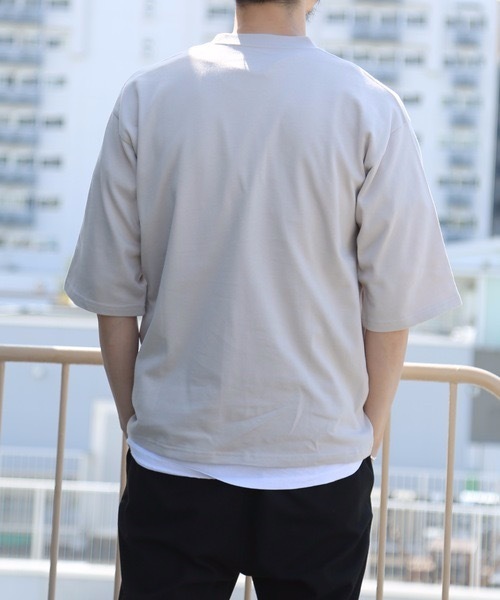 OUTDOOR PRODUCTS(アウトドアプロダクツ)の「【OUTDOOR PRODUCTS/アウトドアプロダクツ】肉厚でヘタらないヘビロテ確実Tシャツ ボックスシルエット ユニセックスサイジング ポケット付き ヘビーウェイト5分袖Tシャツカットソー(Tシャツ/カットソー・メンズ・チャコールグレー/ブラウン/アイボリー/ブルー系その他/ダークベージュ・SMALL/MEDIUM/LARGE/X-LARGE)」の20枚目の写真
