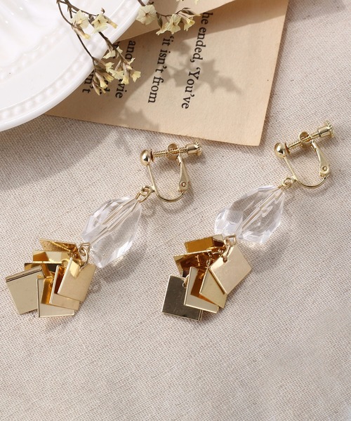 LA VORAGINE（ラ ヴォラジネ）の「アクリルパーツ ミックス デザインイヤリング（イヤリング・レディース・A/B/C/D/E/F/G/H/I/J/K/L/M/N/O/P/Q/R/S/T/U/シルバー/ゴールド/クリア/グリーン/X/W/V/Y/グリーン系その他/ベージュ/イエロー/ホワイト/ブルー/アイボリー/クリアイエロー/Z/ゴールド系その他/ベージュ系その他/イエロー系その他/シルバー系その他/その他2/その他1/その他/ゴールド系その他3/ゴールド系その他4/ゴールド系その他5/ゴールド系その他6/ゴールド系その他7/ゴールド系その他2/ベージュ系その他2/その他6/その他3/その他4/その他5/その他7/その他8・FREE）」の18枚目の写真