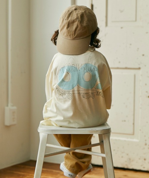 ＆yam（アンドヤム）の「マークゴンザレスTシャツ（Tシャツ/カットソー・キッズ・ベージュ/オフホワイト/キャメル/ブラック・150/120/100/110/160/140/130）」の2枚目の写真