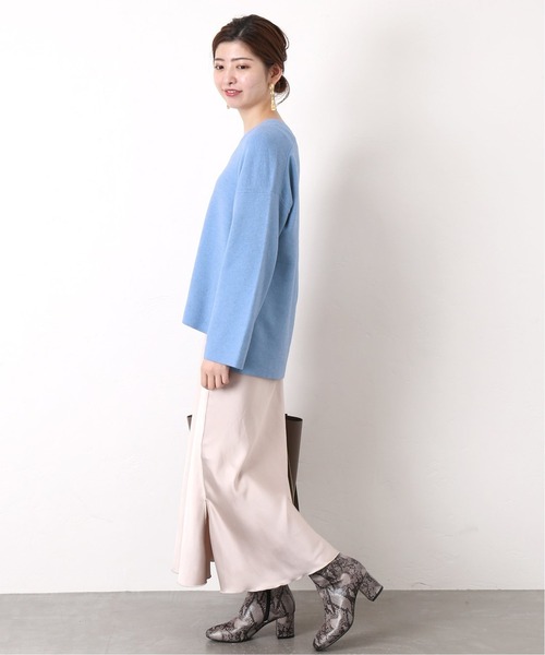 【美品】jines　アンゴラプルオーバーニット　配色　ブルー　Vカット ディヘアアンゴラ混 ニットプルオーバー（10-27II09-204）｜K.T