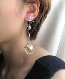amplis | アシンメトリーロングピアス/trinbal(ピアス（両耳用）)