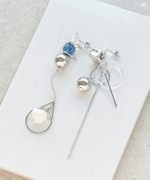 amplis(アンプリス)の「アシンメトリーロングピアス/trinbal(ピアス(両耳用)・レディース・シルバー/ゴールド・FREE)」の4枚目の写真