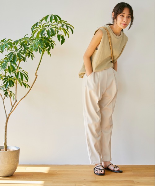 ANGIE(アンジー)の「バックスリットリブノースリーブトップス(カットソー)(Tシャツ/カットソー・レディース・ブラック/カーキ/ナチュラル/ライトパープル・FREE)」の22枚目の写真