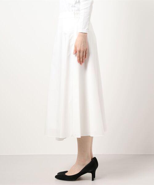 HANAE MORI（ハナエモリ）の「【HANAE MORI manuscrit】タイプライタークロス　フレアスカート（スカート・レディース・ホワイト/ネイビー・01/02）」の3枚目の写真