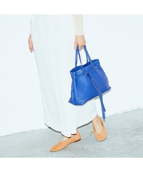 blancle(ブランクレ)の「【イタリア産 本革】bc1077 S.LEATHER BELT TOTE レザーベルト トート(トートバッグ・レディース・ブラック/ブルー/ターコイズブルー/イエロー/オレンジ・FREE)」の3枚目の写真