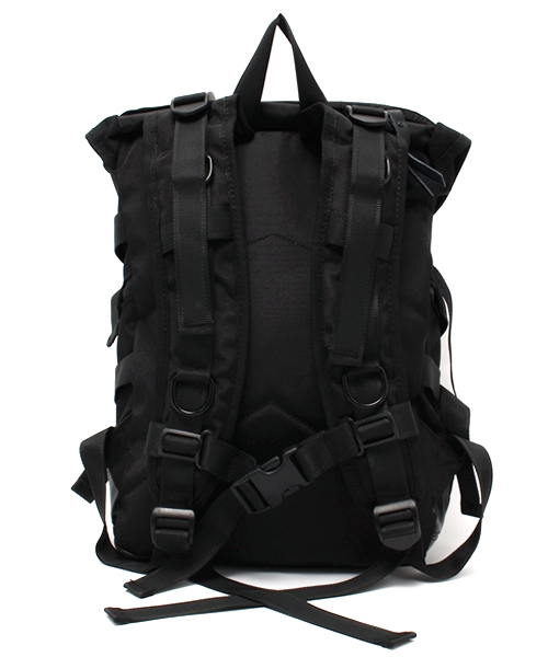 MEMENTISM（メメントイズム）の「MEMENTISM センタースタッズミニリュック（バックパック/リュック・メンズ・ブラック・FREE）」の6枚目の写真