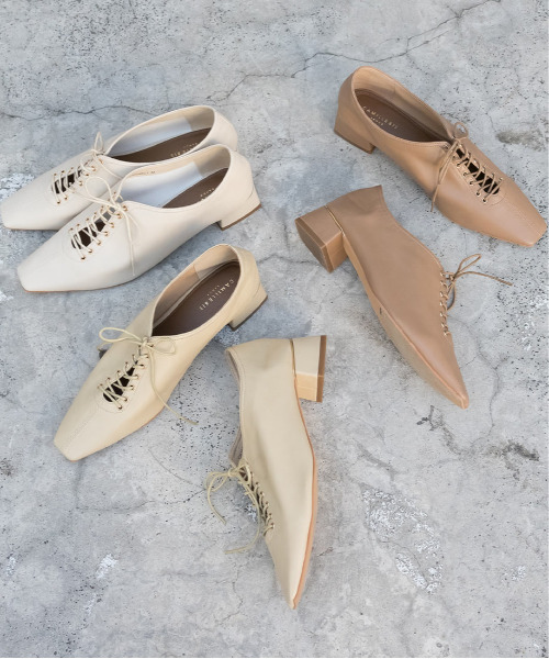 RANDA（ランダ）の「ソフト レースアップシューズ（ドレスシューズ・レディース・ベージュ/ブラウン/アイボリー・M/LL/S/L）」の4枚目の写真