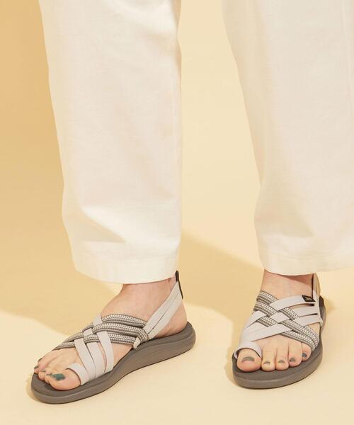 Teva（テバ）の「＜Teva(テバ)＞∴VOYA STRAPPY ボヤストラッピー サンダル ◆（サンダル・レディース・ブラック/オフホワイト・6/8/5/7）」の14枚目の写真