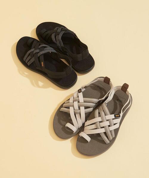 Teva（テバ）の「＜Teva(テバ)＞∴VOYA STRAPPY ボヤストラッピー サンダル ◆（サンダル・レディース・ブラック/オフホワイト・6/8/5/7）」の21枚目の写真