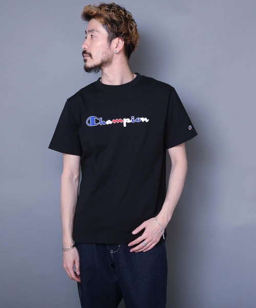 Champion(チャンピオン)の「【Champion/チャンピオン】マルチカラーロゴ入り刺繍Tシャツ コットン100% 自然な風合い 刺繍ロゴ ジョックタグ(Tシャツ/カットソー・メンズ・ネイビー/ホワイト/ブラック/杢グレー・X-LARGE/SMALL/MEDIUM/LARGE)」の2枚目の写真