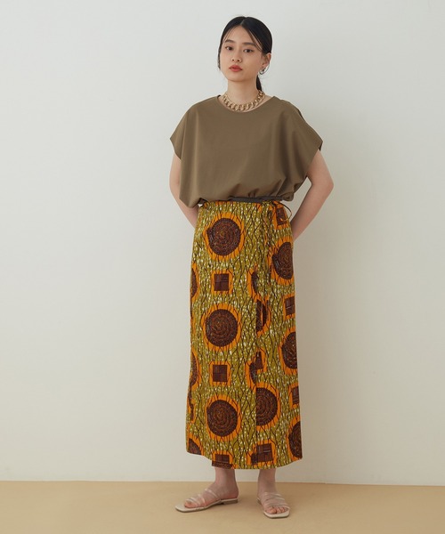 ADAM ET ROPE'(アダムエロペ)の「【アウトレット店舗・WEB限定】TCポンチフレンチスリーブTEE(Tシャツ/カットソー・レディース・ブラック/ホワイト/クリーム/ブラウン/グリーン・FREE)」の11枚目の写真