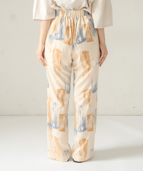 CAPRICIEUX LE'MAGE(カプリシューレマージュ)の「ペインテッドフレアパンツ(その他パンツ・レディース・ベージュ/ミント・38/36)」の7枚目の写真