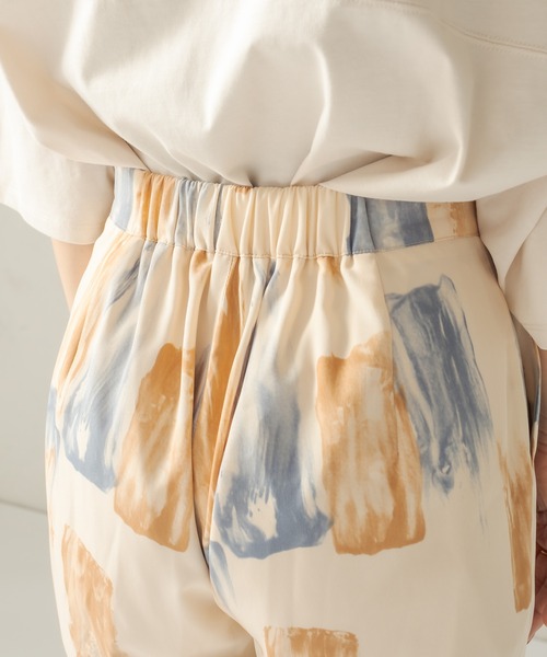 CAPRICIEUX LE'MAGE(カプリシューレマージュ)の「ペインテッドフレアパンツ(その他パンツ・レディース・ベージュ/ミント・38/36)」の8枚目の写真