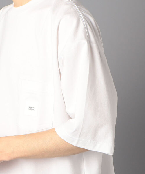 NOLLEY'S goodman（ノーリーズグッドマン）の「【WORK ABOUT/ワークアバウト】BOXロゴ ビッグシルエット Tシャツ（Tシャツ/カットソー・メンズ・ブラック/ホワイト/ベージュ・LARGE/SMALL/MEDIUM）」の4枚目の写真