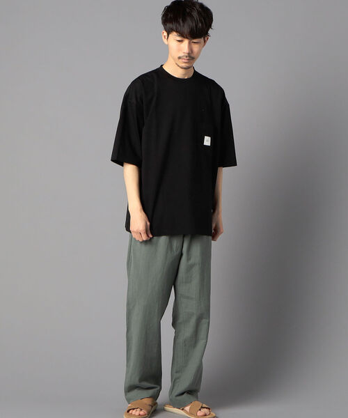 NOLLEY'S goodman（ノーリーズグッドマン）の「【WORK ABOUT/ワークアバウト】BOXロゴ ビッグシルエット Tシャツ（Tシャツ/カットソー・メンズ・ブラック/ホワイト/ベージュ・LARGE/SMALL/MEDIUM）」の6枚目の写真