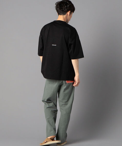 NOLLEY'S goodman（ノーリーズグッドマン）の「【WORK ABOUT/ワークアバウト】BOXロゴ ビッグシルエット Tシャツ（Tシャツ/カットソー・メンズ・ブラック/ホワイト/ベージュ・LARGE/SMALL/MEDIUM）」の20枚目の写真