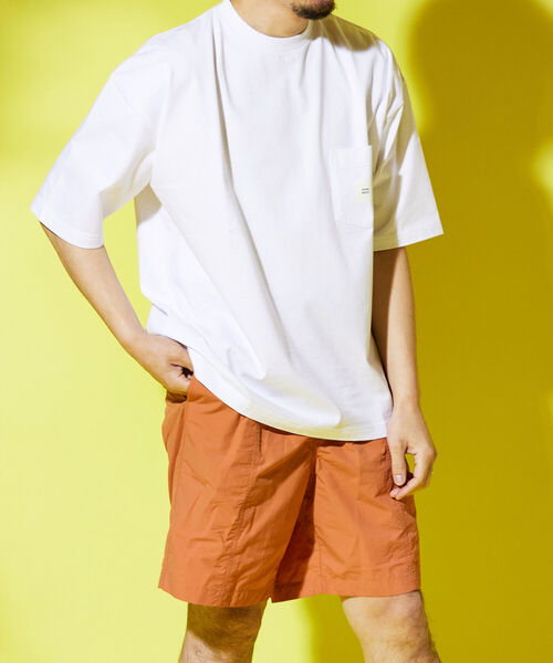 NOLLEY'S goodman（ノーリーズグッドマン）の「【WORK ABOUT/ワークアバウト】BOXロゴ ビッグシルエット Tシャツ（Tシャツ/カットソー・メンズ・ブラック/ホワイト/ベージュ・LARGE/SMALL/MEDIUM）」の7枚目の写真