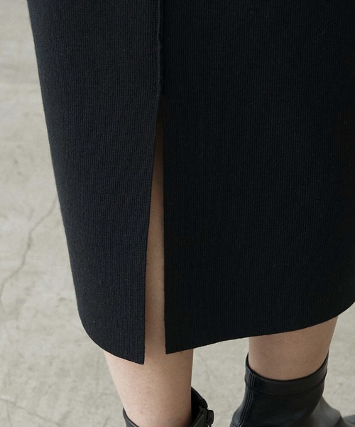 ROPE' PICNIC(ロペピクニック)の「【芳根京子さん別注カラー:グレー,グリーン】【アンチピリング】ポケットニットジャンパースカート(ジャンパースカート・レディース・ブラック/ベージュ系その他/ブルー系その他4/オフホワイト/グリーン系その他/グレー・40/38)」の22枚目の写真