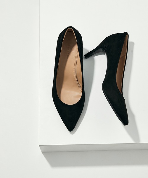 ADAM ET ROPE'(アダムエロペ)の「ボロネーゼパンプス(パンプス・レディース・チャコールグレー/ブラック・22.5cm/23.5cm/24.5cm/23.0cm/24.0cm/25.0cm)」の2枚目の写真