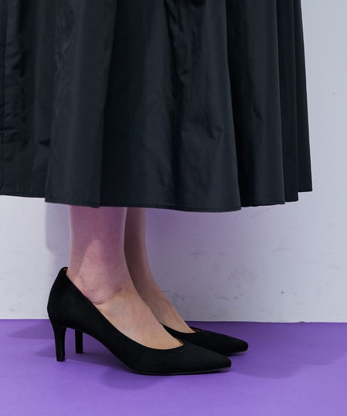 ADAM ET ROPE'(アダムエロペ)の「ボロネーゼパンプス(パンプス・レディース・チャコールグレー/ブラック・22.5cm/23.5cm/24.5cm/23.0cm/24.0cm/25.0cm)」の5枚目の写真