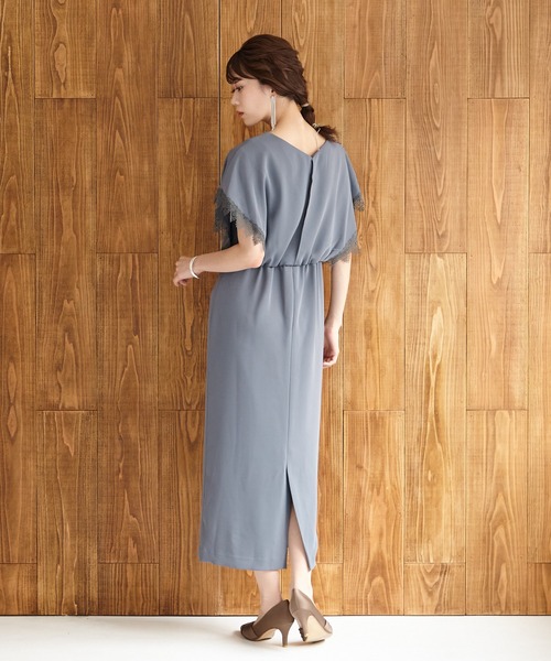 AIMER（エメ）の「ケミカルレースブレード袖ブラウジングIラインパーティードレス（ワンピース・レディース・スモーキーグリーン系/ベージュ/チャコールグレー/モカ・MEDIUM）」の22枚目の写真